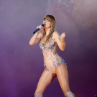 Taylor Swift durante una actuación.