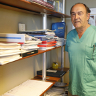 El traumatólogo Luis Díaz Gállego es jefe de la Unidad de Rodilla del Hospital de León.