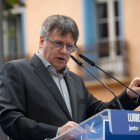 Imagen de archivo del expresidente de la Generalitat, Carles Puigdemont, durante un acto de campaña de JxCat para las elecciones europeas. EFE/David Borrat