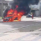 Arde un vehículo en Villamañán