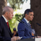 Tayyip Erdogan y Pedro Sánchez, ayer, en el palacio de La Moncloa.
