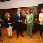 Primera visita institucional de la nueva rectora de la ULE al Ayuntamiento de Ponferrada.