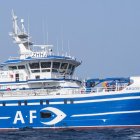 Vista del pesquero Argos Georgia, en el que iban 27 personas a bordo, entre ellos tripulantes gallegos, que se ha hundido de madrugada en las Islas Malvinas. EFE/Comisión para la Conservación de los Recursos Vivos Marinos Antárticos (CCAMLR) -SOLO USO EDITORIAL/SOLO DISPONIBLE PARA ILUSTRAR LA NOTICIA QUE ACOMPAÑA (CRÉDITO OBLIGATORIO)-