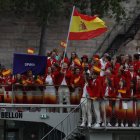 La delegación española, por el Sena, en la inauguración de los Juegos.