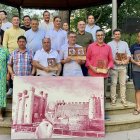 Imagen de familia de los premiados en la feria del vino de Valencia de Don Juan.