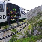 Rescate en helicóptero de la Guardia Civil