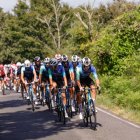 El pelotón ciclista durante la 12ª etapa de la Vuelta a España.