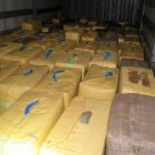 La Guardia Civil ha detenido a cuatro personas la madrugada del pasado lunes por intentar alijar 138 fardos de hachís, con un peso aproximado de 5.400 kilos, en la desembocadura del río Guadalquivir.EFE/ Guardia Civil SOLO USO EDITORIAL/SOLO DISPONIBLE PARA ILUSTRAR LA NOTICIA QUE ACOMPAÑA (CRÉDITO OBLIGATORIO)