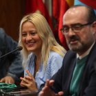 La concejal de Acción Social, Alexandra Rivas, y el alcalde de Ponferrada, Marco Morala, en la rueda de prensa de este miércoles.