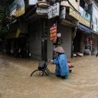 Fotografía de archivo de las inundaciones provocadas en Hanói por el tifón Yagi. 
                      EFE/EPA/LUONG THAI LINH