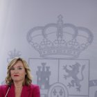 La ministra de Educación, Formación Profesional y Deportes y portavoz del Gobierno, Pilar Alegría, durante la rueda de prensa posterior a la reunión del Consejo de Ministros, este martes, en el complejo del Palacio de la Moncloa, en Madrid. EFE/Javier Lizón