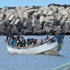 Un cayuco en El Hierro el pasado jueves. EFE/ Gelmert Finol