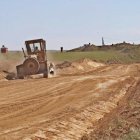Máquinas trabajando en infraestructuras rurales dentro de un proceso de concentración parcelaria llevado a cabo en la provincia, en una imagen de archivo.