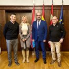 Imagen de la entrevista en el Ayuntamiento de Ponferrada.