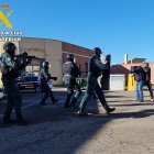 El ejercicio ha consistido en la neutralización y detención de un varón con problemas mentales