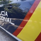 Imagen de archivo de un coches del Cuerpo Nacional de Policía. EFE/Mariscal