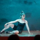 La bailarina cubana Ana Beatriz Pérez baila 'Anfibia'.
