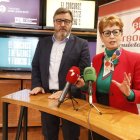 Marcelio Sión y María Jesús Soto, durante la presentación del concurso.