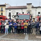 Presentación del calendario solidario de los Bomberos de León