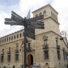 Exterior del Palacio de los Guzmanes, sede de la Diputación de León.