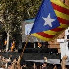 El expresidente catalán Carles Puigdemont, en su aparición fugaz el pasado verano en Barcelona. EFE. ALBERTO ESTÉVEZ