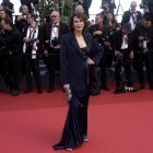 La modelo y actriz canadiense Dayle Haddon posa en el 77º Festival de Cine de Cannes, en Francia, el 24 de mayo de 2024. EFE/EPA/GUILLAUME HORCAJUELO