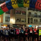 Instantes previos a la salida deer la categoría absoluta de la San Silvestre de La Bañeza.
