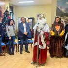 Visita del presidente de la Diputación de León a la residencia Santa Luisa.