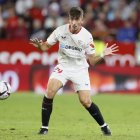 El defensa del Sevilla FC Kike Salas, durante un partido en 2022. EFE/José Manuel Vidal
