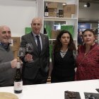 El alcalde de León, Jose Antion Diez, visita el expositor de León en Madrid Fusión.