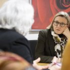 La vicepresidenta de la Junta, Isabel Blanco se ha reunido con Isabelle Boudineau, ambas representantes de su territorio en el Comité de las Regiones de la Unión Europea.