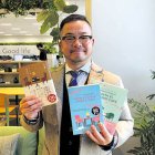 Antes de que se enfríe el café’ (Plaza & Janés) nació como una obra teatral hasta que una editorial pidió a su autor, Toshikazu Kawaguchi, que escribiese una novela a partir de ella.