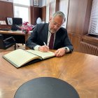 Visita de la Mesa de las Cortes al Ayuntamiento de Astorga.