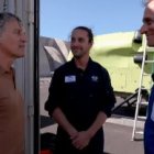 Jesús Calleja junto a Pedro Duque en un momento del rodaje.