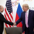 Foto archivo. El presidente ruso, Vladimir Putin (i), se reúne con el presidente de os Estados Unidos, Donald Trump (d), EFE/ Michael Klimentyev/sputnik/kremlin Pool CRÉDITO OBLIGATORIO[CRÉDITO OBLIGATORIO]
