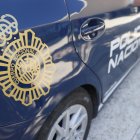 Vehículo del Cuerpo Nacional de Policía. EFE/Mariscal