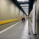 Pasillo de las nuevas consultas de Urgencias efectauadas en la primera fase de las obras.