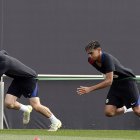 Gavi y Yamal preparan el duelo ante el Rayo de este lunes.