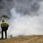 Parte del operativo de la Junta en el incendio del Villar de SantIago.