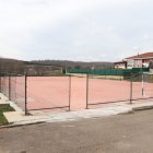 Pista deportiva de Almanza donde se colocará una cubierta.