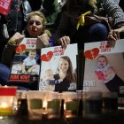 Imagen de los dos bebés y la mamá de la familia Bibas, secuestrados y asesinados.