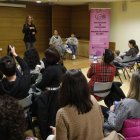 Niños y niñas participantes en la Biblioteca de León.