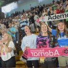 Los socios del Ademar, salvo los de honor, tendrán que pagar 10 euros extra por ver el partido ante Bidasoa.