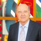 José Luis Díaz Villarig acaba de renovar la presidencia del consejo de colegios médicos de CyL.