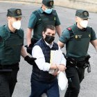 imagen de archivo de César Román, conocido como el Rey del Cachopo, a su llegada a la Audiencia Provincial de Madrid. EFE/Víctor Lerena