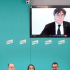 Jordi Turull, Miriam Nogueras y Josep Rius atienden a Puigdemont.