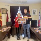 Teresa Fernández, alcaldesa de Cuadros, y Alejandro García.