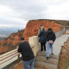 El entablado de pino de la plataforma ya ha sido retirado del mirador de Orellán.