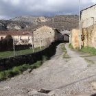 Un tramo de la calle Entre Fuentes que se encuentra en muy mal estado.