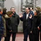 El presidente del Partido Popular, Alberto Núñez Feijóo acompañado por Alfonso Mañueco.